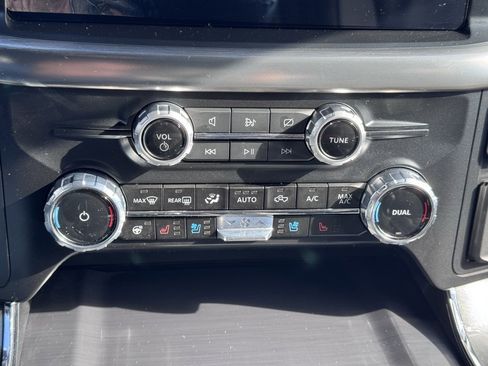 Used 2023 Ford F150 Lariat w/ Equipment Group 502A High image 13