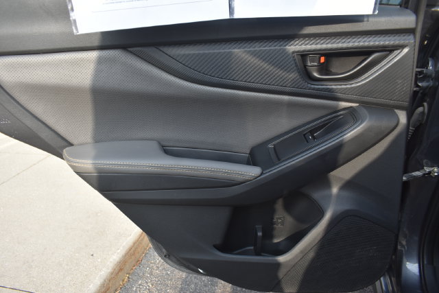 Used 2022 Subaru Crosstrek 2.5i Sport w/ Moonroof Package AWD/4WD image 34