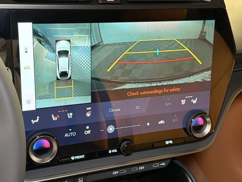 Certified 2025 Lexus RZ 450e w/ Technology Package image 25