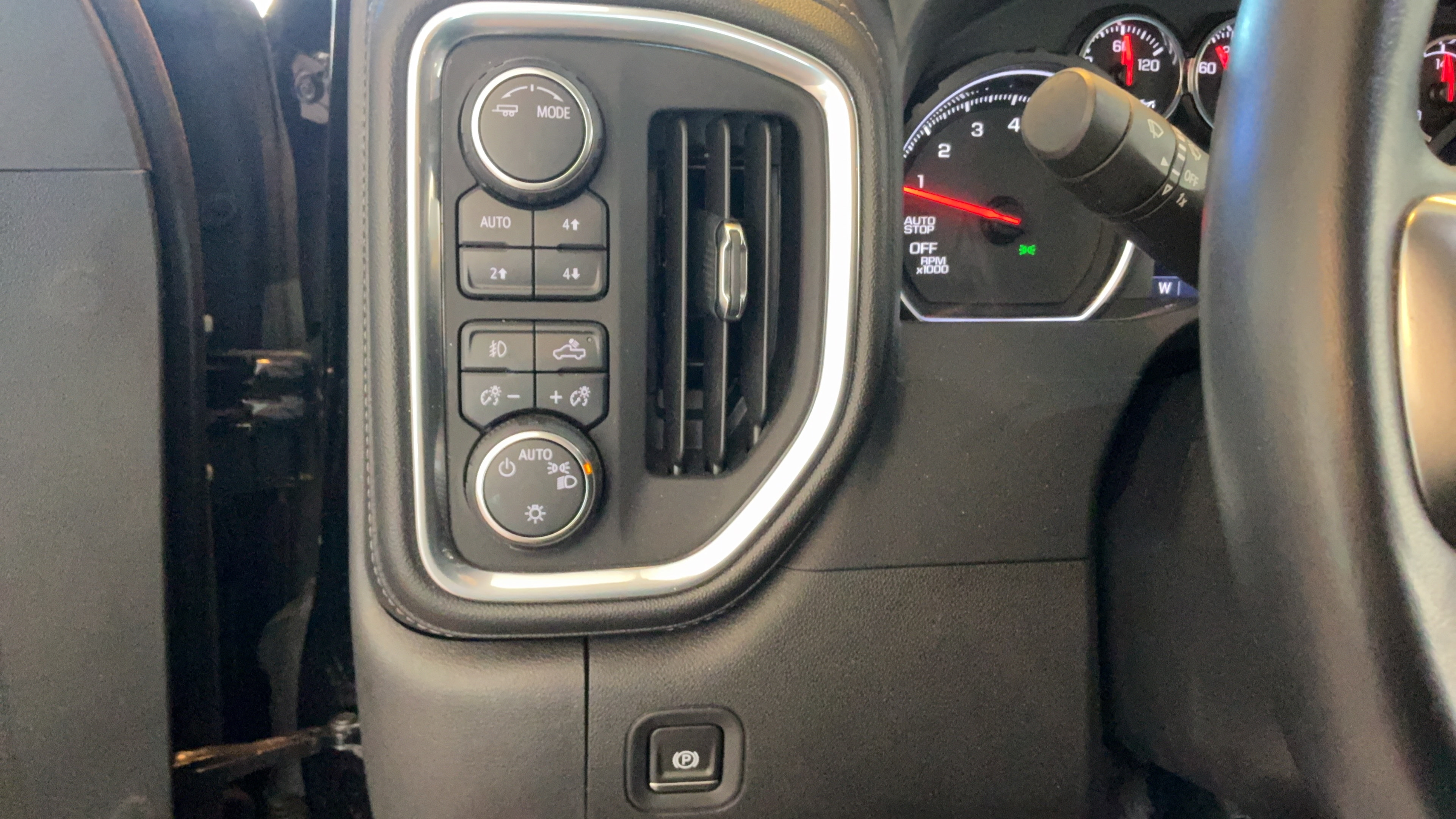 Used 2021 Chevrolet Silverado 1500 RST w/ All Star Edition Plus AWD/4WD image 19
