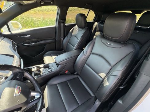 Used 2019 Cadillac XT4 Sport image 41