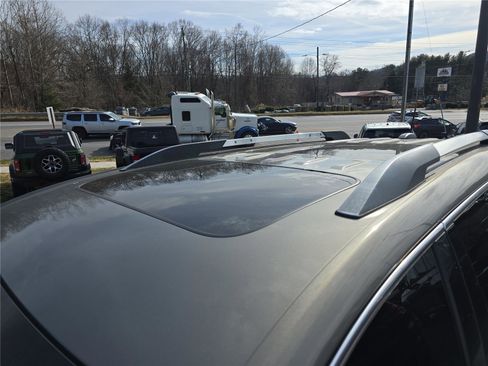 Used 2019 GMC Acadia Denali w/ Technology Package image 12