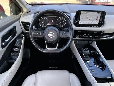 Used 2023 Nissan Rogue SL w/ SL Premium Package FWD image 6