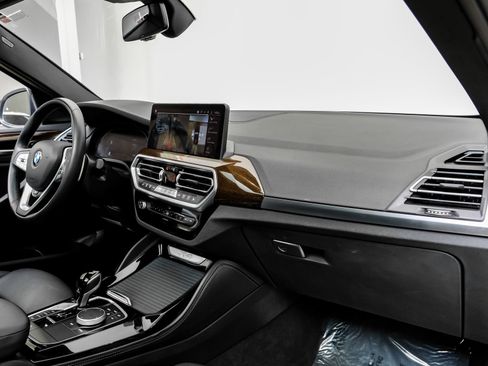 Used 2024 BMW X4 xDrive30i image 17