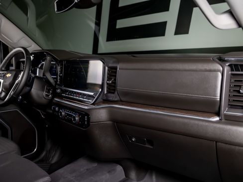 Used 2025 Chevrolet Silverado 2500 LT w/ All Star Edition image 27