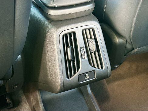 New 2026 BMW X1 xDrive28i w/ Convenience Package image 19