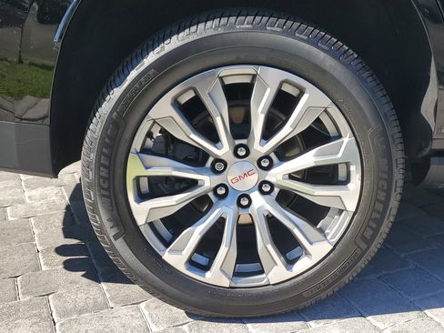 Used 2022 GMC Yukon Denali image 7