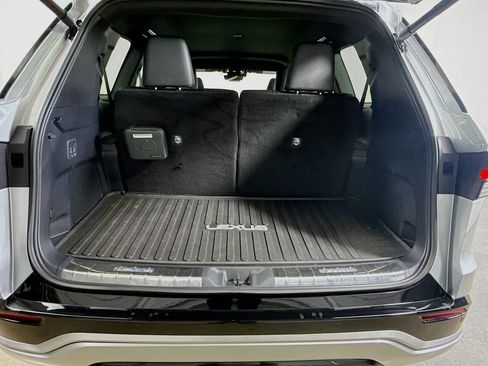 Used 2026 Lexus TX 500h AWD w/ Technology Package image 26