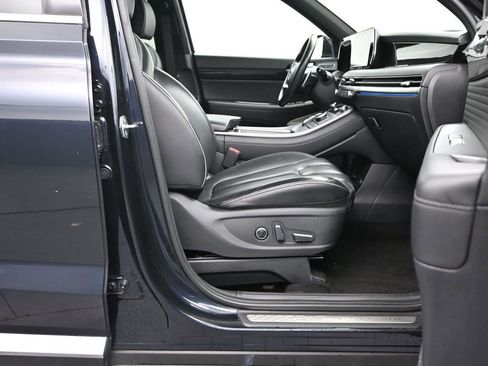 Used 2024 Hyundai Palisade Calligraphy image 11