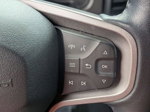 Used 2024 Ford Bronco Badlands image 17