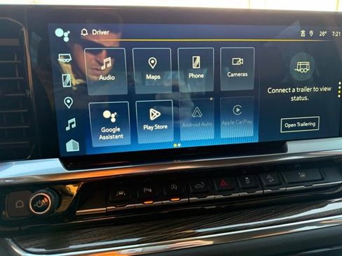 Used 2024 Chevrolet Silverado 1500 LT Trail Boss w/ LT Trail Boss Premium Package image 17