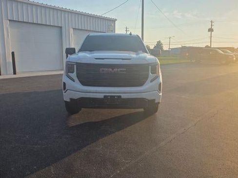 Used 2024 GMC Sierra 1500 Pro w/ Graphite Edition AWD/4WD image 3