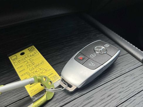 Certified 2025 Mercedes-Benz GLE 450e 4MATIC image 46
