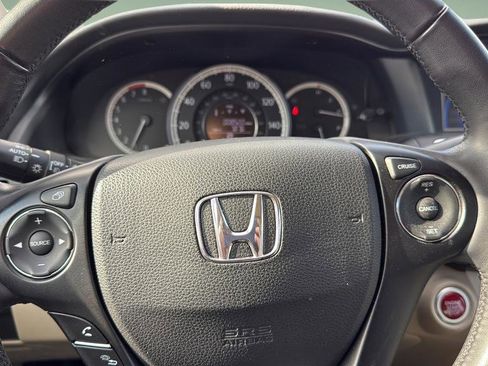 Used 2015 Honda Accord EX-L image 17