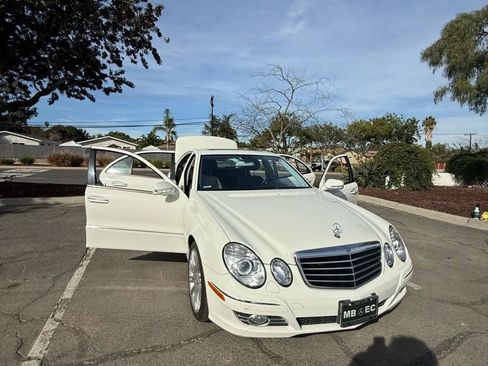 Used 2008 Mercedes-Benz E 350 Sedan image 20