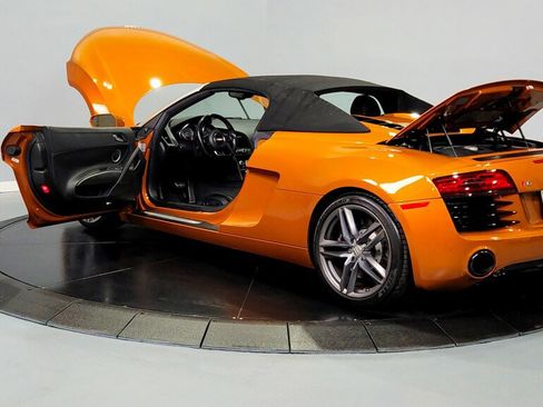 Used 2015 Audi R8 V8 w/ Full Leather Package image 11