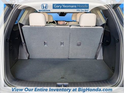 Used 2024 Hyundai Palisade Limited FWD image 19
