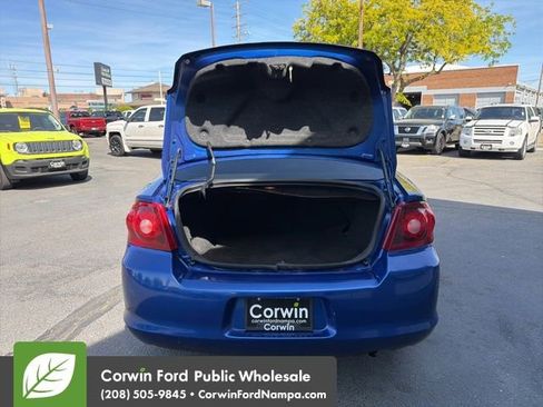 Used 2013 Dodge Avenger SE FWD image 27