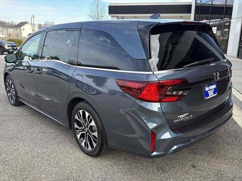 Used 2025 Honda Odyssey Elite image 5