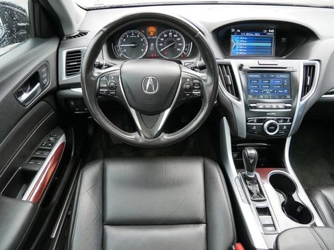 Used 2015 Acura TLX FWD image 9