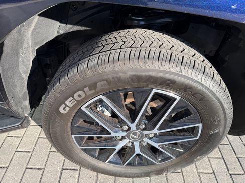 Used 2025 Lexus GX 550 550 Premium+ w/ Accessory Package (2T) image 29