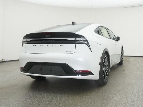 New 2026 Toyota Prius Plug-In Hybrid image 24