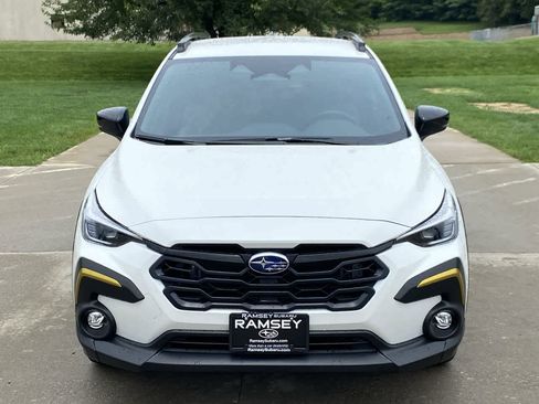 Used 2025 Subaru Crosstrek 2.5i Sport AWD/4WD image 9