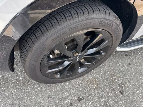 Used 2023 Kia Sorento SX FWD image 10