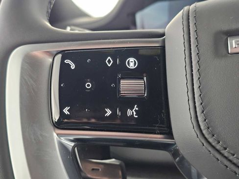 New 2025 Land Rover Range Rover SE image 26