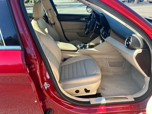 Used 2018 Alfa Romeo Giulia Ti w/ Quick Order Package 22X Lusso image 13