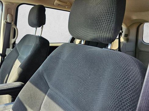 Used 2017 Dodge Grand Caravan SE w/ Power Window Group image 10