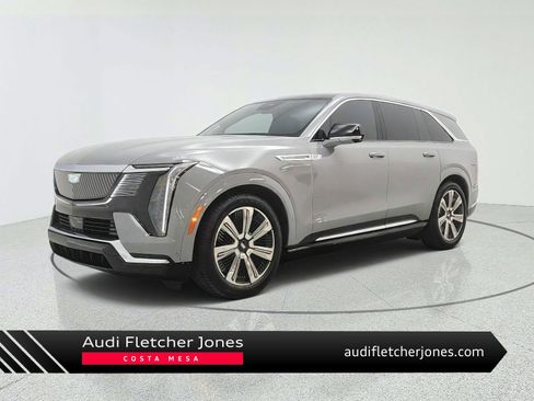 Used 2026 Cadillac Escalade IQ Luxury 2 w/ LPO, Premium Carpet Package AWD/4WD image 1