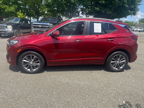 Used 2023 Buick Encore GX Select w/ Sport Touring Package FWD image 4