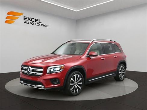 Used 2020 Mercedes-Benz GLB 250 w/ Premium Package image 1