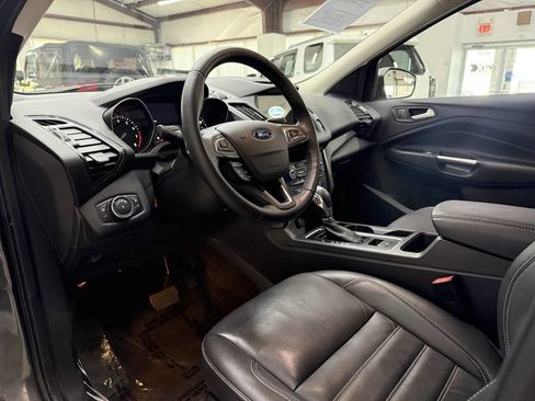 Used 2018 Ford Escape SEL AWD/4WD image 19
