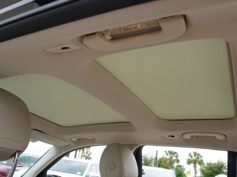 Used 2018 Mercedes-Benz GLC 300 image 33