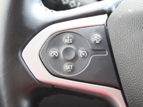 Used 2021 Chevrolet Colorado LT w/ Safety Package image 12