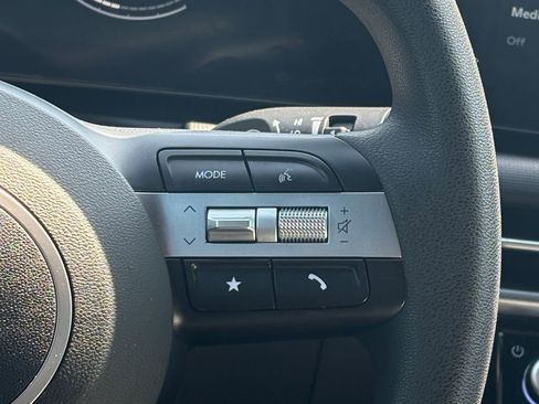 Certified 2025 Hyundai Santa Cruz SE image 14