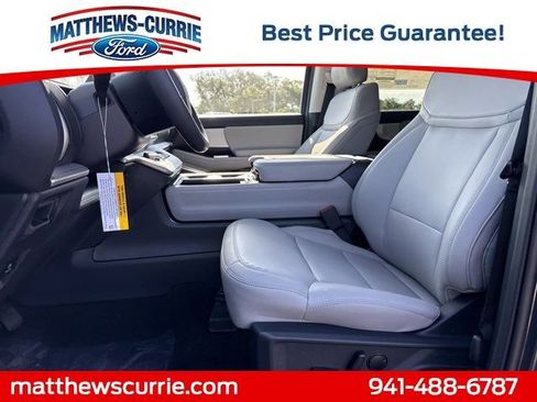 New 2026 Ford Expedition Active RWD image 9