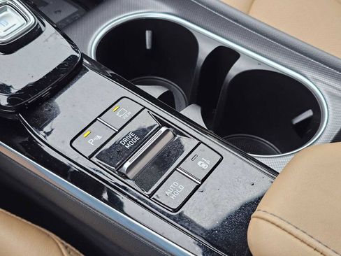 Used 2021 Hyundai Sonata Limited w/ Winter Weather Package image 34