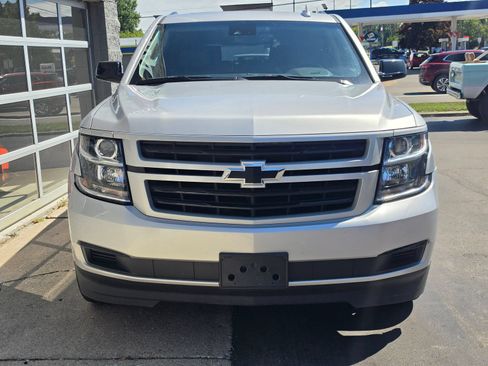 Used 2019 Chevrolet Tahoe LT w/ RST Edition AWD/4WD image 2