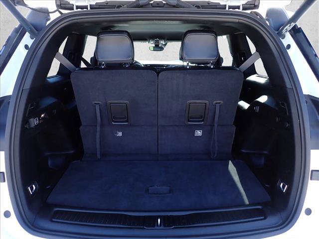 Used 2024 Jeep Grand Cherokee L Laredo AWD/4WD image 8
