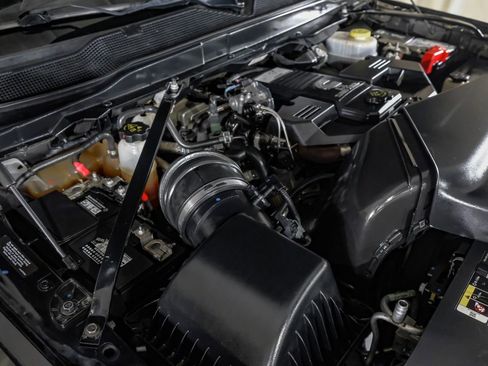 Used 2022 RAM 3500 Tradesman w/ Chrome Appearance Group image 47