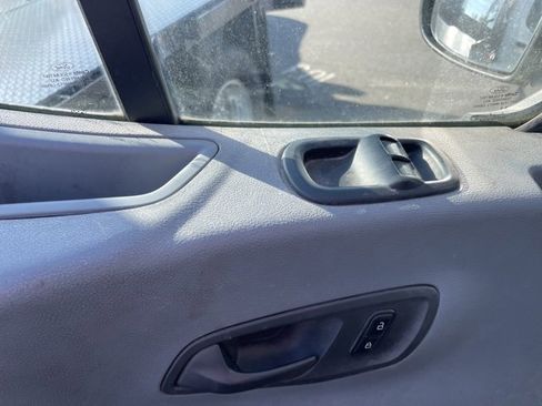 Used 2018 Ford Transit 250 130 Low Roof w/ Exterior Upgrade Package image 5