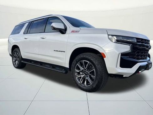 Used 2023 Chevrolet Suburban Z71 w/ Off-Road Capability Package image 23