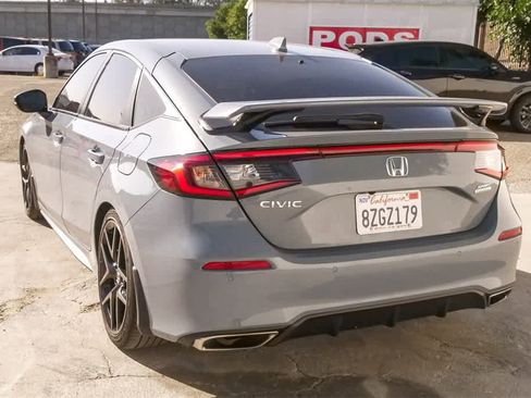 Used 2022 Honda Civic Sport Touring image 7