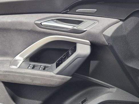 Certified 2025 Audi SQ5 Premium Plus image 28