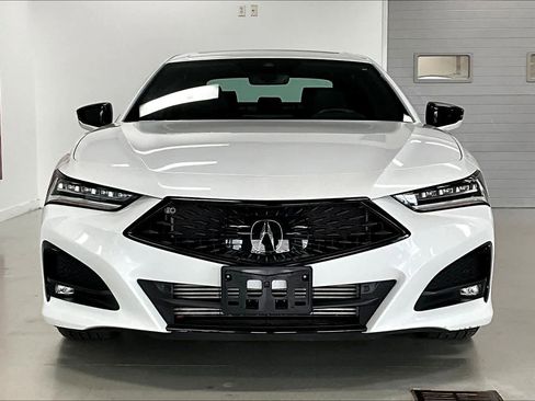 Used 2022 Acura TLX w/A-Spec Package image 6