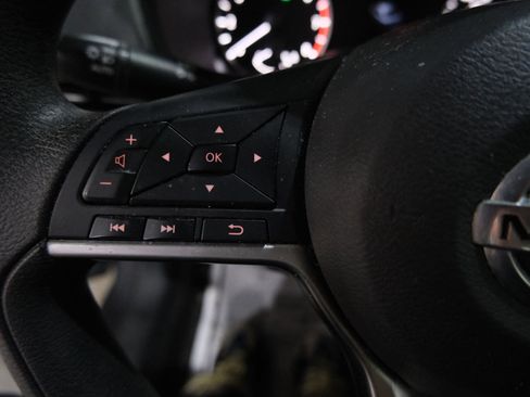 Used 2022 Nissan Altima 2.5 SV image 34