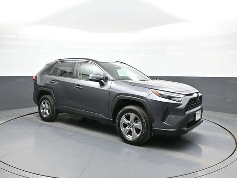 Certified 2024 Toyota RAV4 XLE w/ Convenience Package image 4